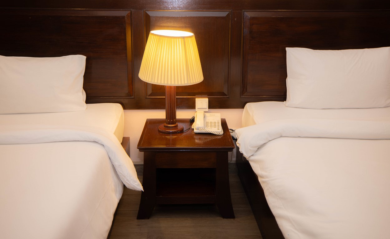 Poolside Access Twin Room