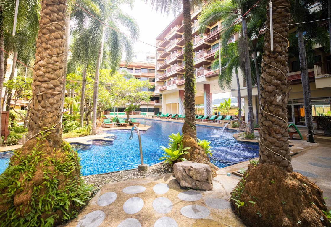 Swimming Pool & Public Area