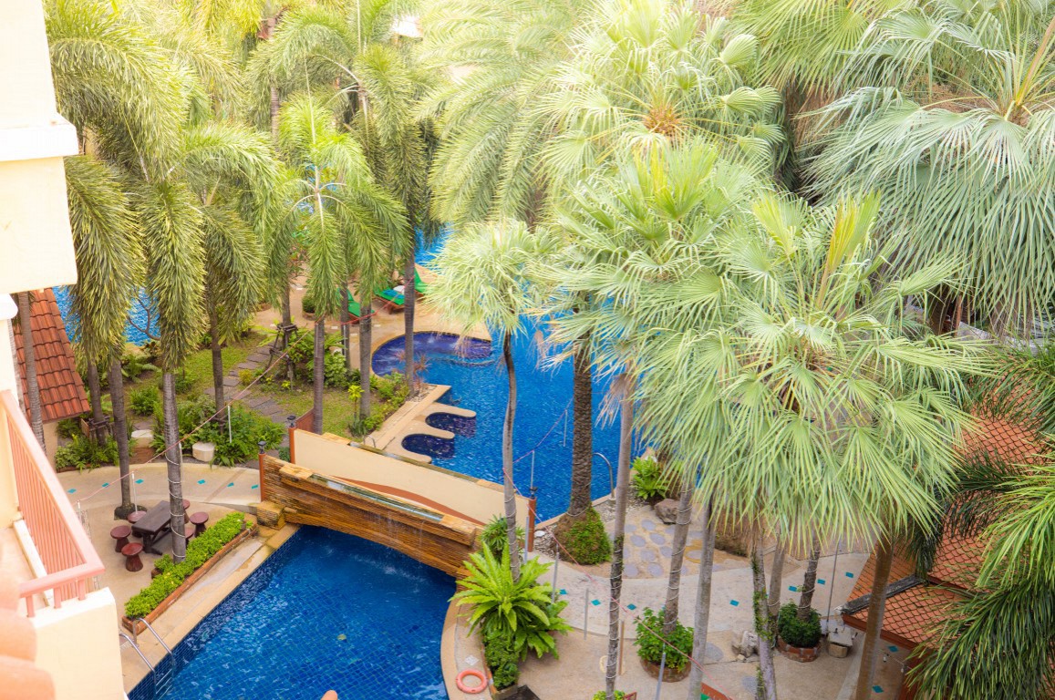 Swimming Pool & Public Area