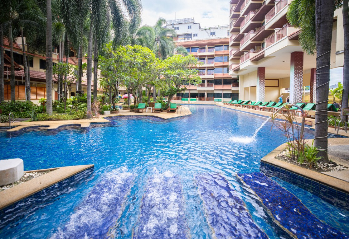 Swimming Pool & Public Area