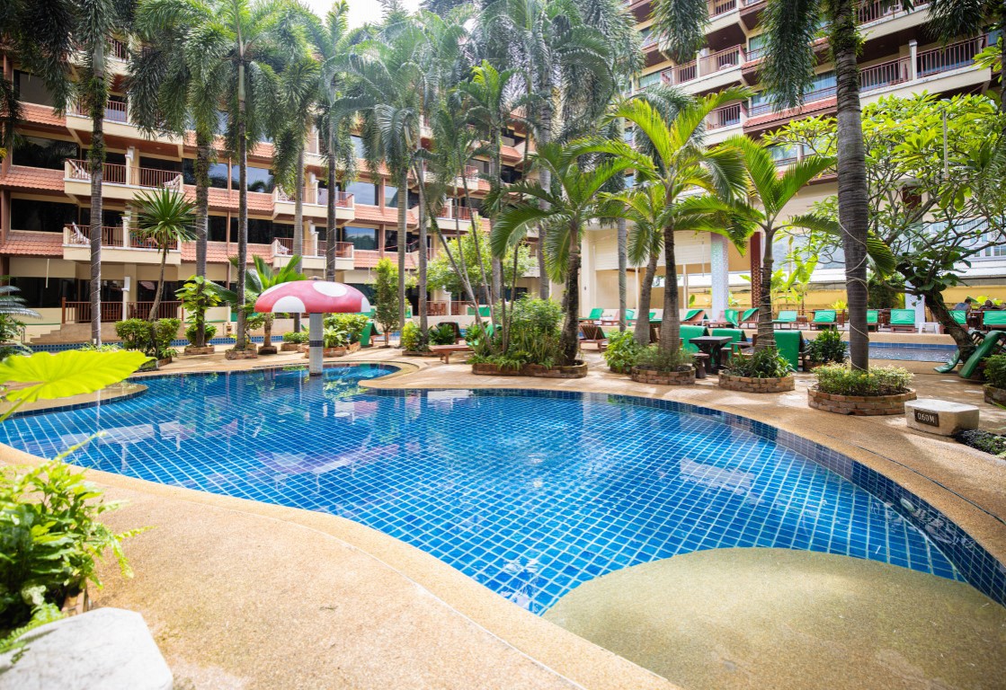 Swimming Pool & Public Area
